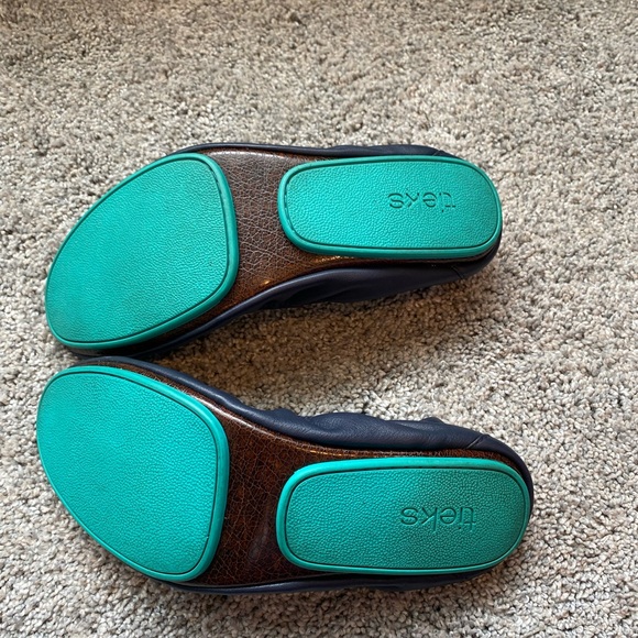 California Navy Tieks - Picture 5 of 6